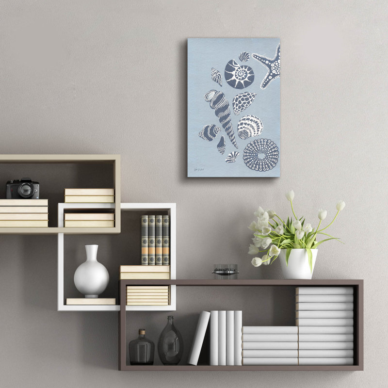 «Coastal Shells 1» par Yvette St. Amant, art mural en verre acrylique, H 24 po x l 16 po x P 0,2 po