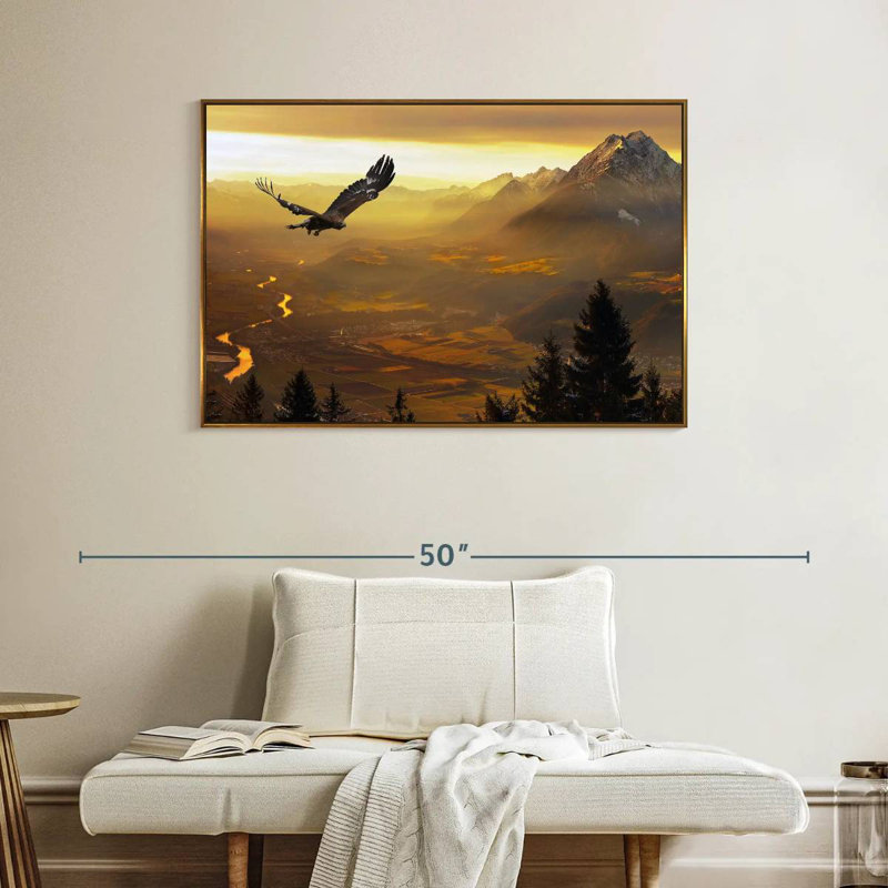 Aigle royal au coucher du soleil, Cadre flottant doré, 40 po x 27 po