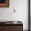 Bougeoir pilier sculptural décoratif Hayslett avec sphère de marbre pour la décoration intérieure - Bougeoir de table moderne en métal pour le salon-279511107-279511106