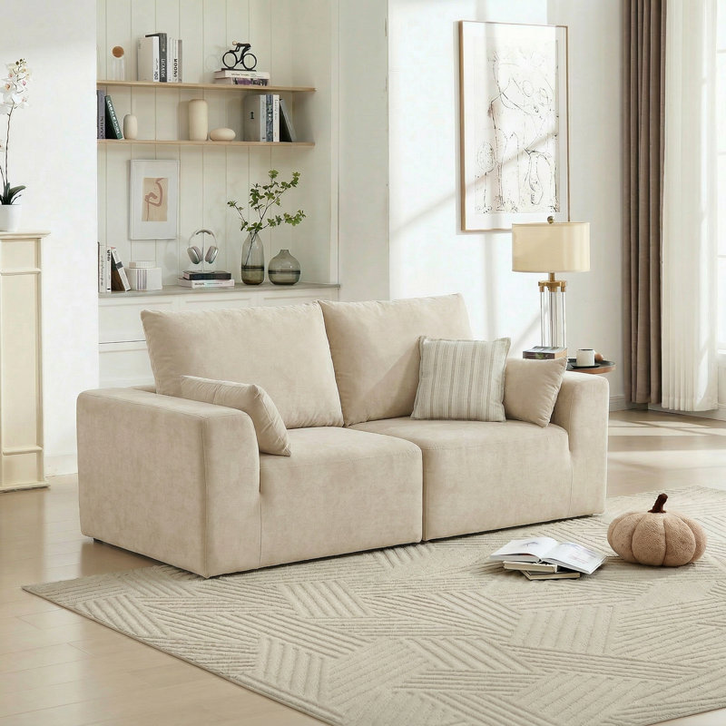 Two Coners, Chenille Beige