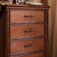 Armoire d'appoint en noyer massif