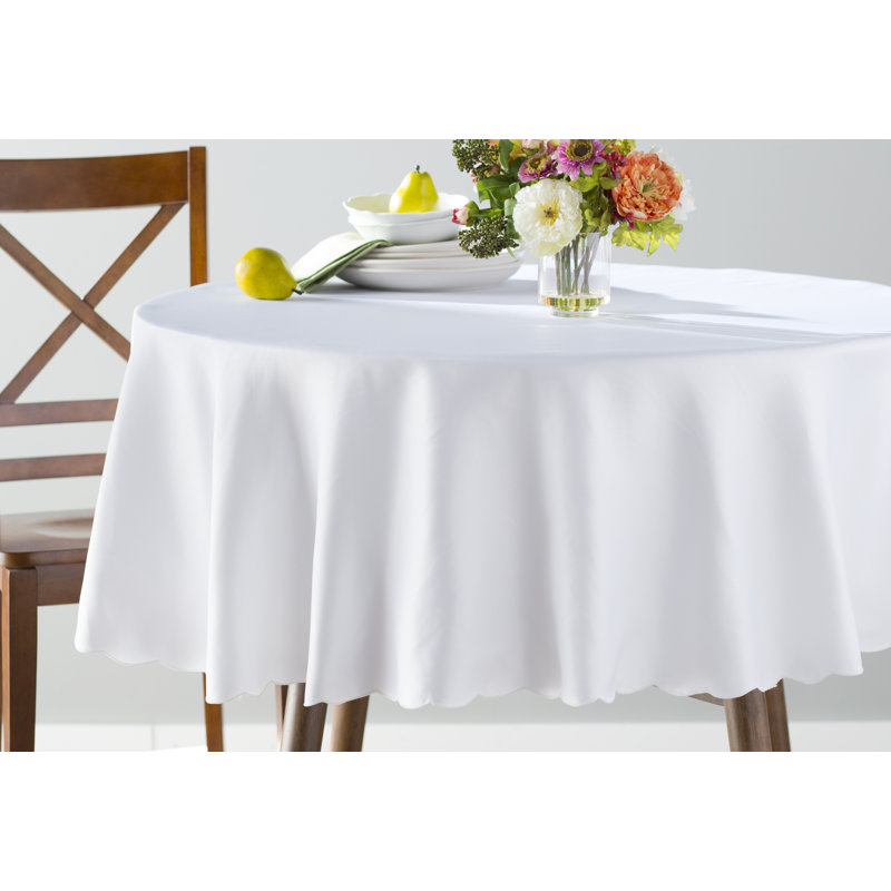 Hannaha Round Tablecloth, 70" L x 70" W, White