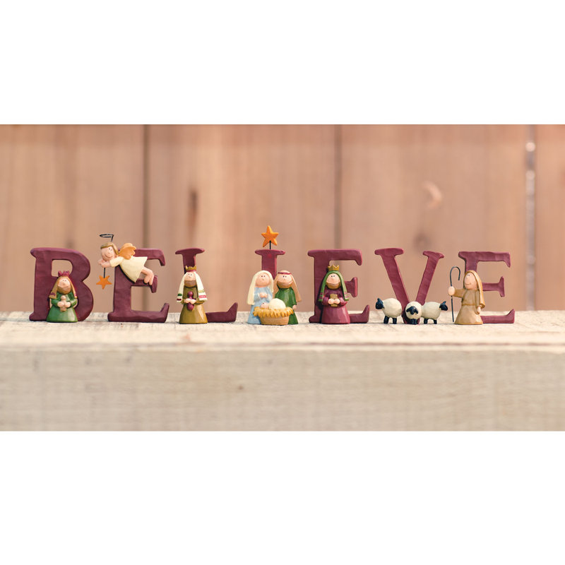 7 / ensemble, Crèche Believe