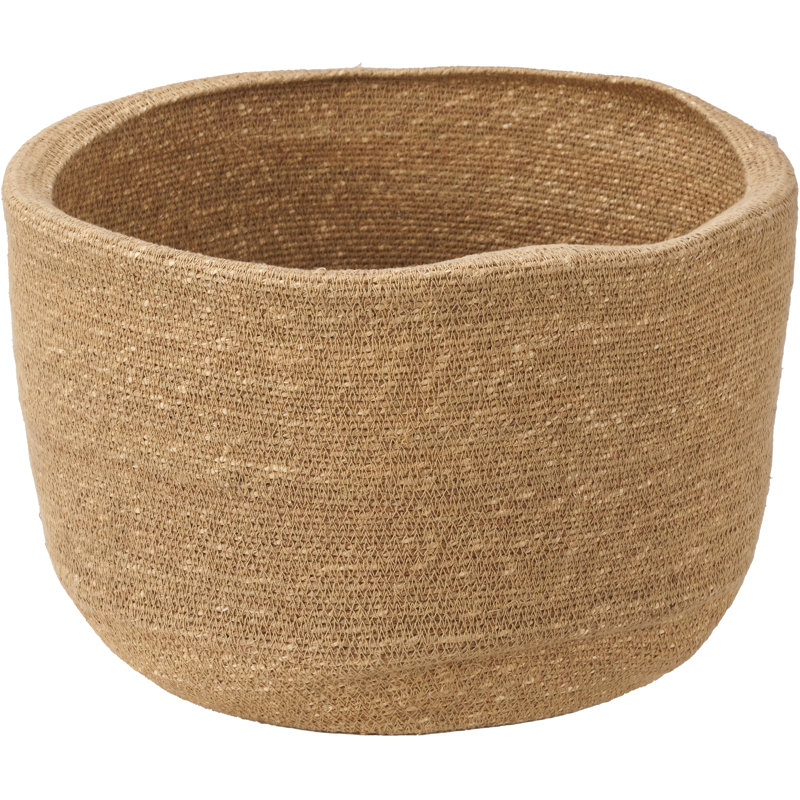 Beachcrest Home Seagrass Decorative Basket