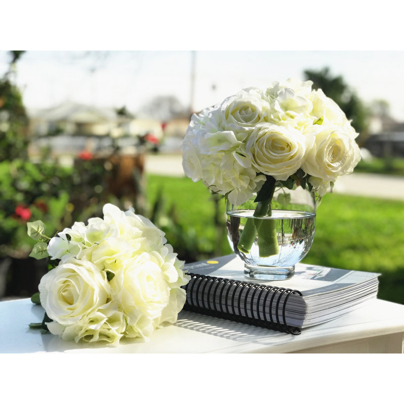 Agencement floral artificiel roses et hortensias, Blanc