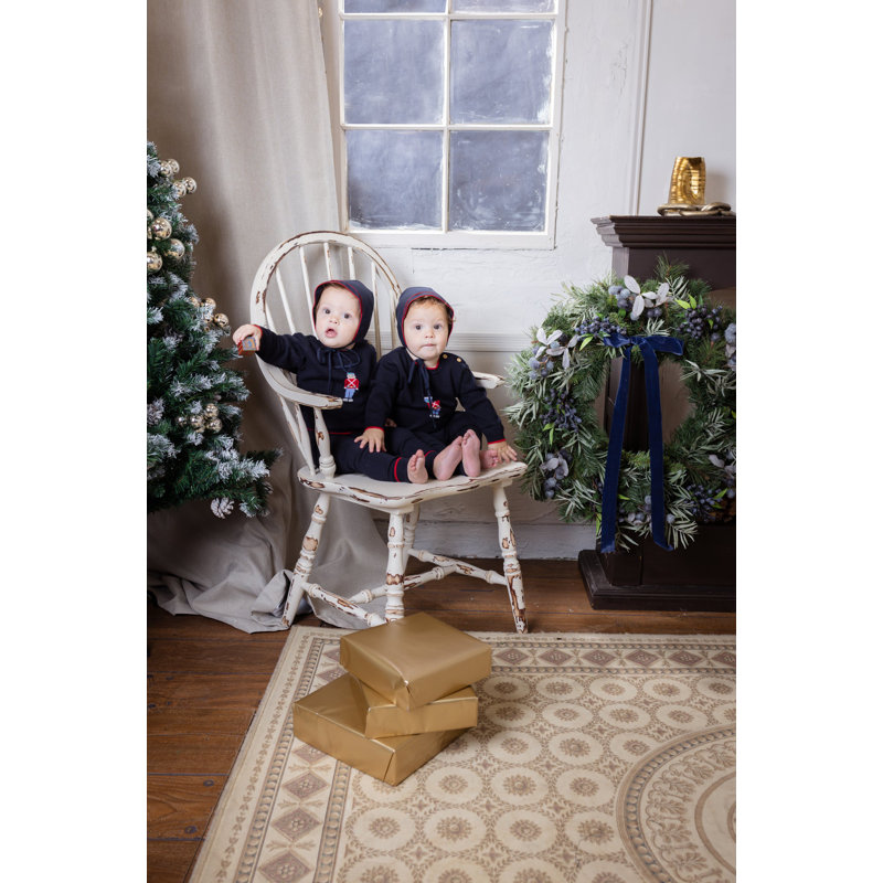 Claire 30" Wreath