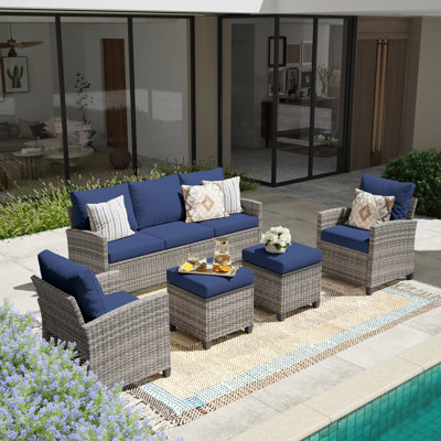 Ensemble de conversation de patio 5 pièces avec table basse et coussins