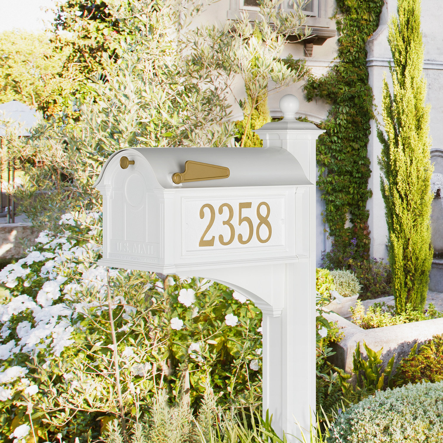 Personalized Post-Mounted Mailbox, White, Yes