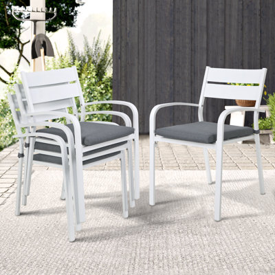 Chaise de patio empilable avec coussin Chamya