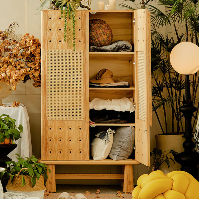 Armoire rustique pratique et élégante