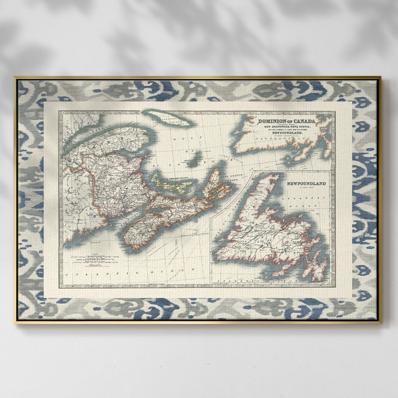 Carte du Canada bordée, H 17 po x l 25 po x P 2 po, Or
