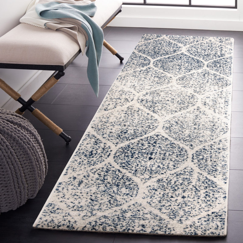 Tapis géométrique Michaela Performance, Tapis de couloir 2 pi 3 po x 8 pi