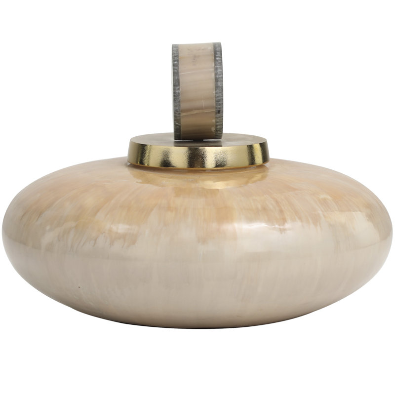 1 pte Pot de cuisine, H 8,05 po x l 11,65 po x P 11,7 po
