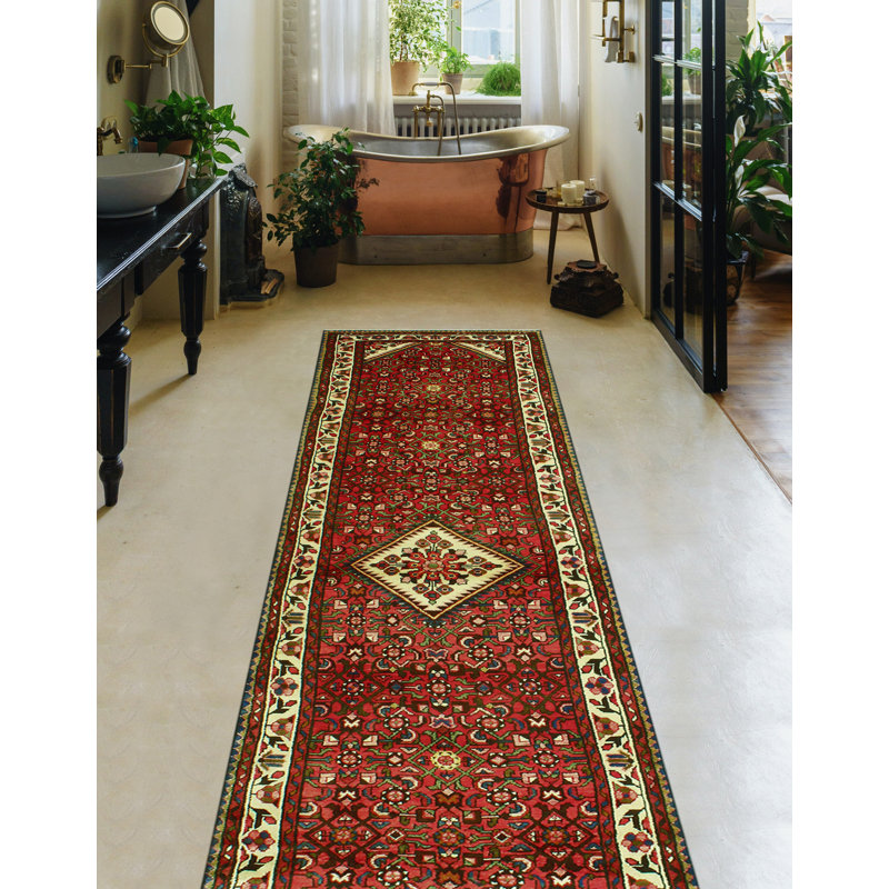 Khylar Distressed Bradleah Red Runner