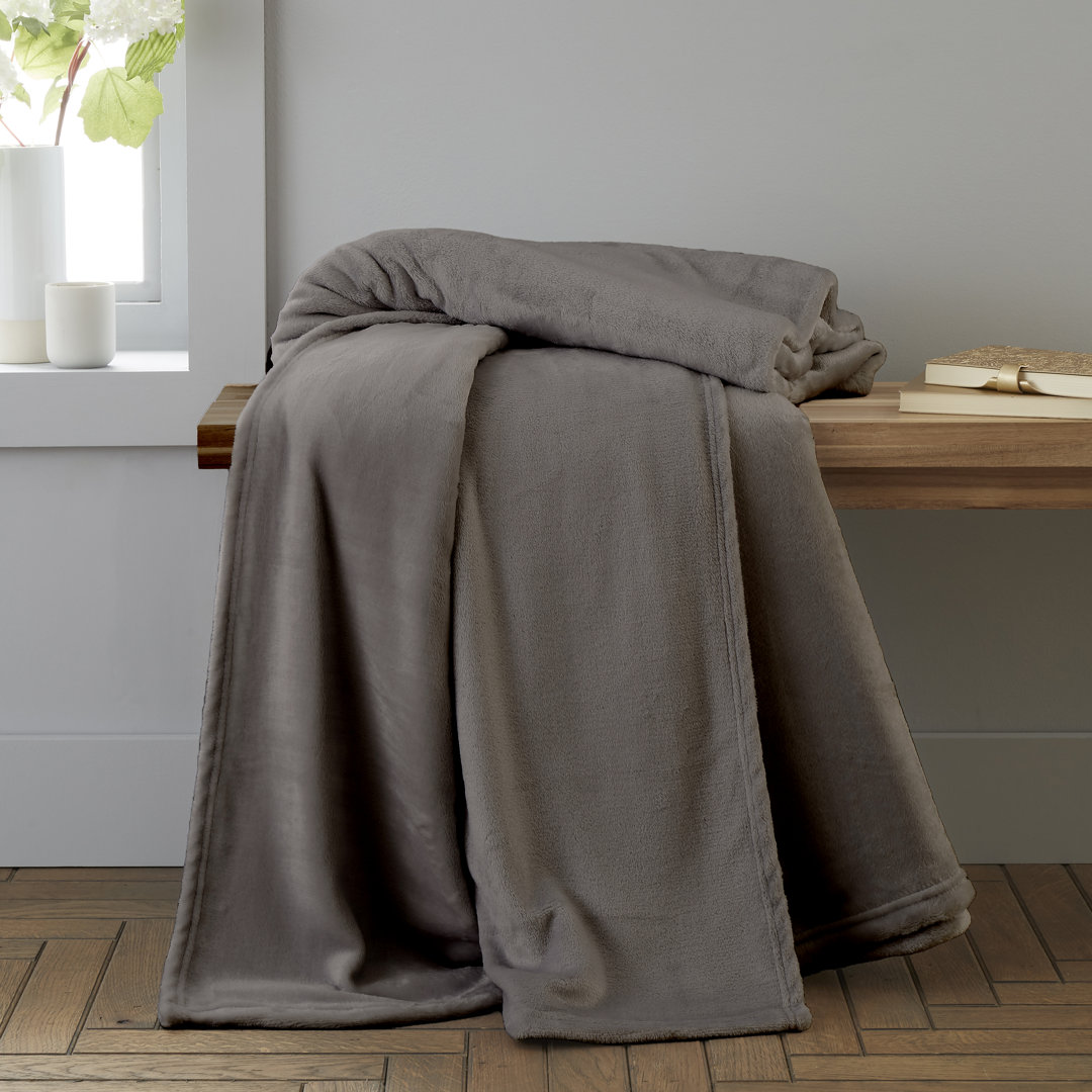 Raschel Velvet Touch Blanket Throw