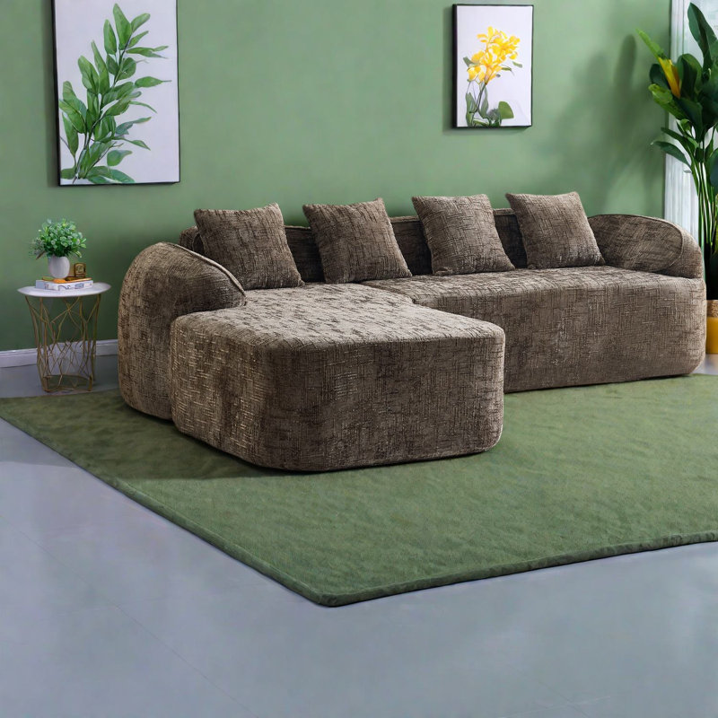 Canapé confortable en forme de L en chenille brune, peu encombrant pour les salons modernes