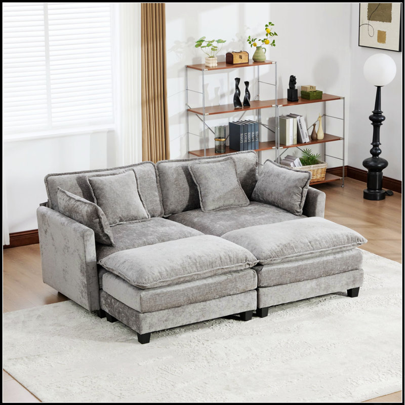 Canapé d'angle moderne à deux places en chenille avec coussins double épaisseur pour un confort optimal dans le salon et l'appartement.
