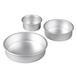 Wilton 3 - Piece Round Non-Stick Classic Cake Pan Set