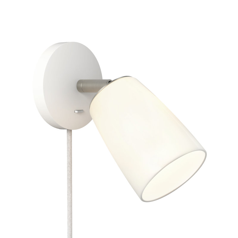 Carlton 1 - Light Spotlight, Plug-in