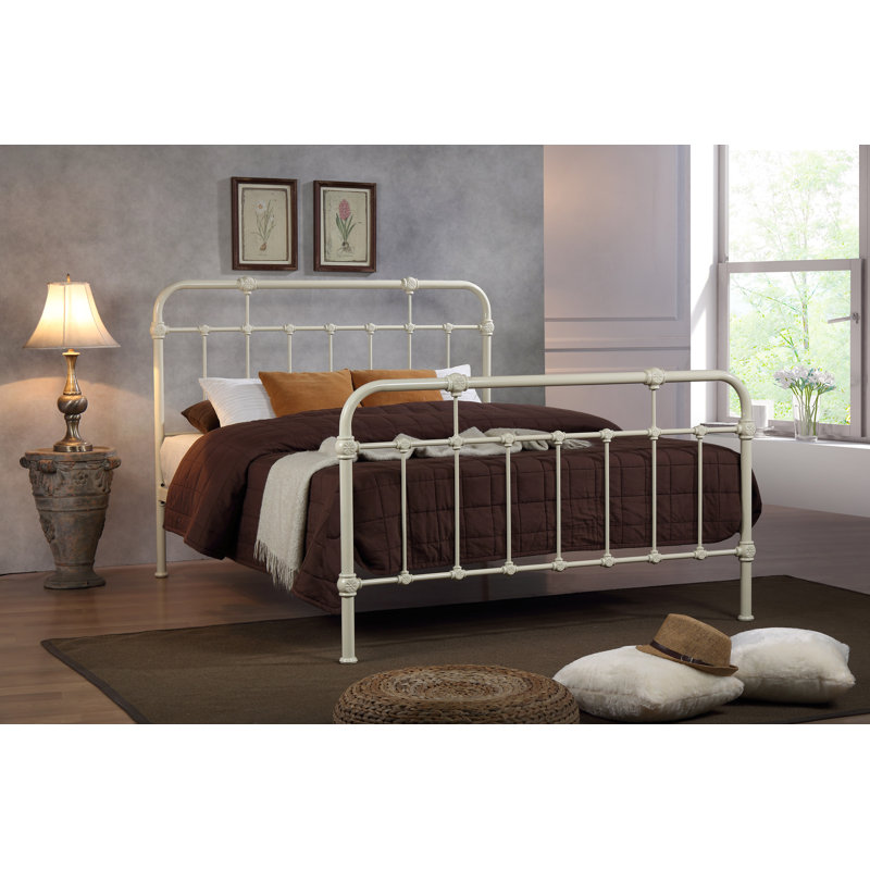 Lockwood Metal Bed, Kingsize (5'), Cream