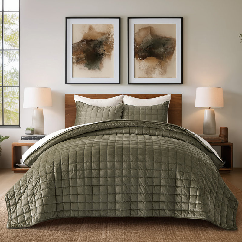 Box Stitch PearlVelvet Quilt set, Queen Quilt + 2 Standard Shams, Moss Green