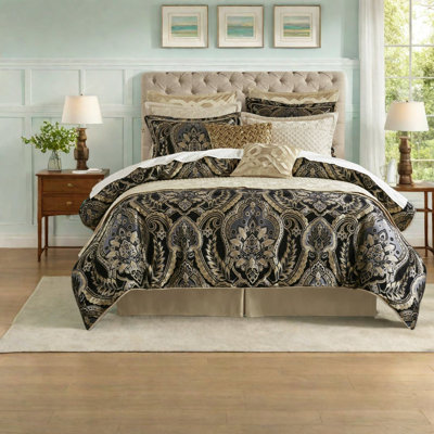Premium Queen Bedding Sets Polyester Chenille Jacquard For Modern Home