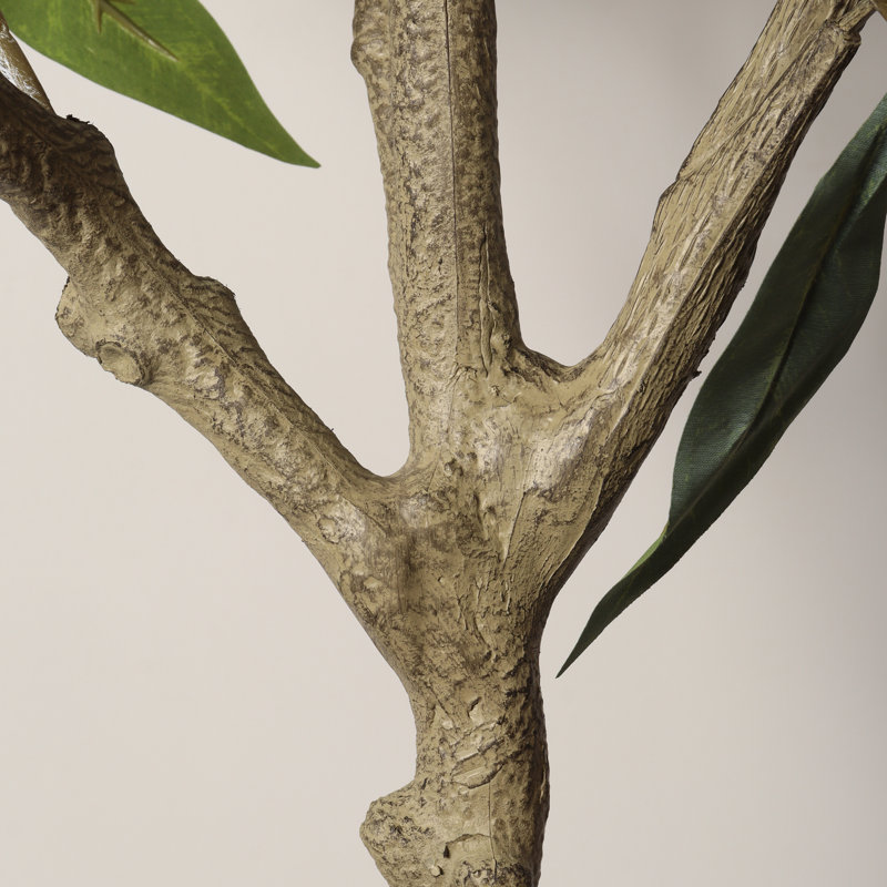 Arbre d'eucalyptus artificiel 5 pi Chantrey pour la décoration intérieure