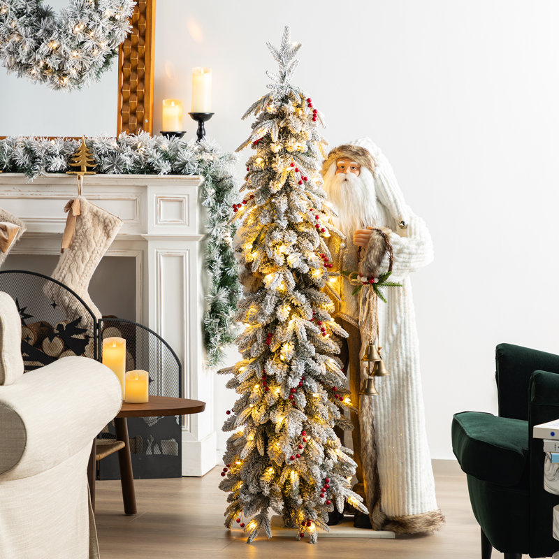 Très grand père Noël enneigé 4 pi avec arbre de Noël artificiel floqué et illuminé 5 pi, Blanc