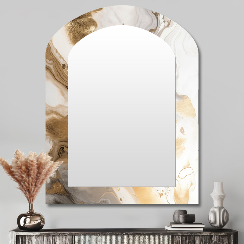 Or et gris A Marble Effect IV - miroir asymétrique unique en marbre, grand miroir mural en arc doré, impression d'art en métal