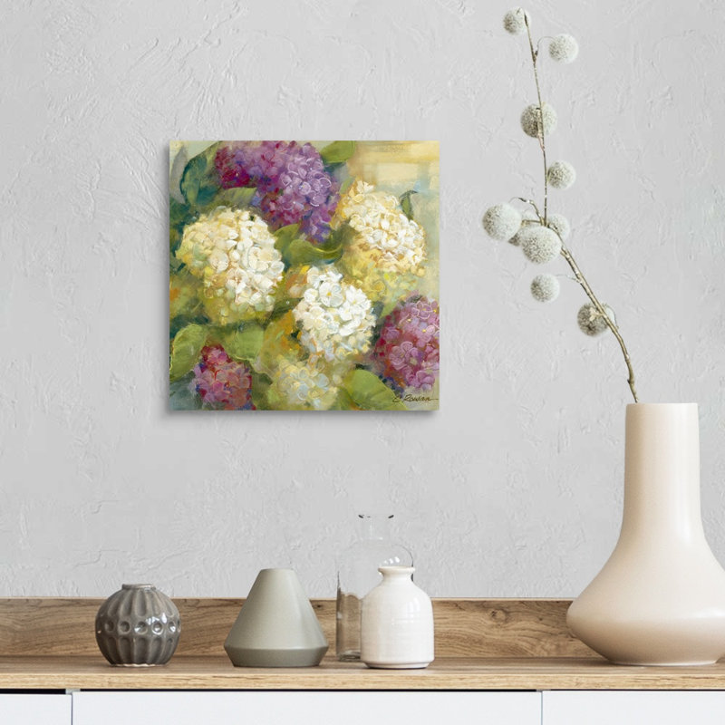 «Hydrangea Delight II», art mural sur toile, H 36 po x l 36 po x P 1,25 po, Toile tendue