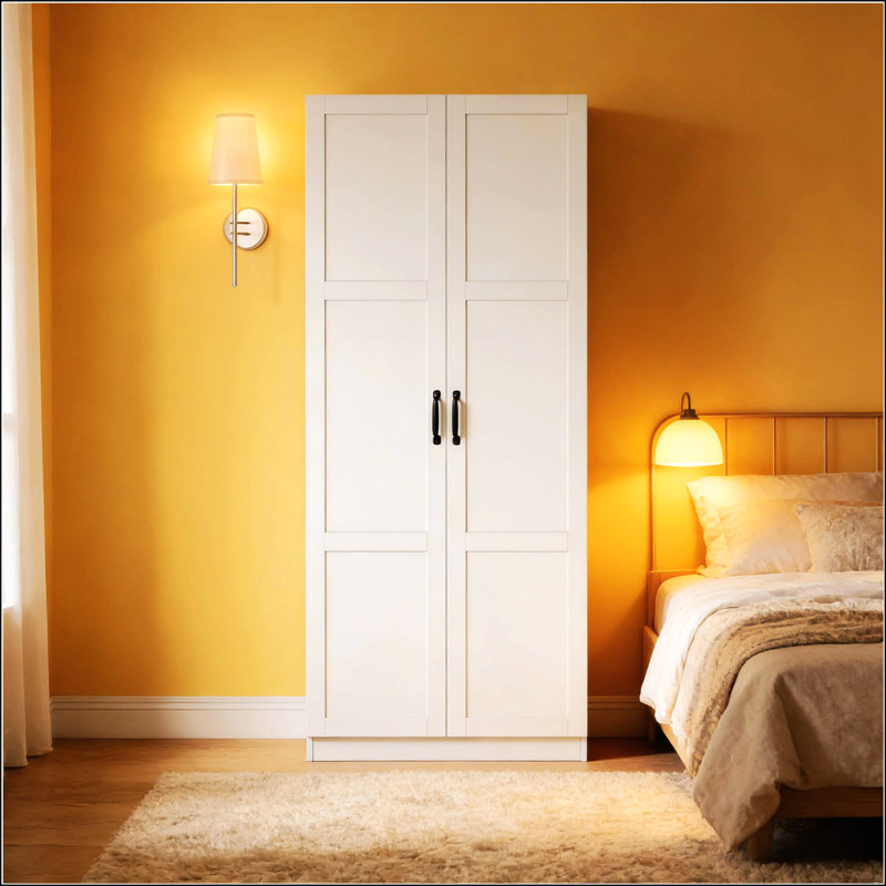 Armoire de cuisine spacieuse et réglable avec portes à fermeture douce pour un rangement silencieux et sécuritaire, Blanc