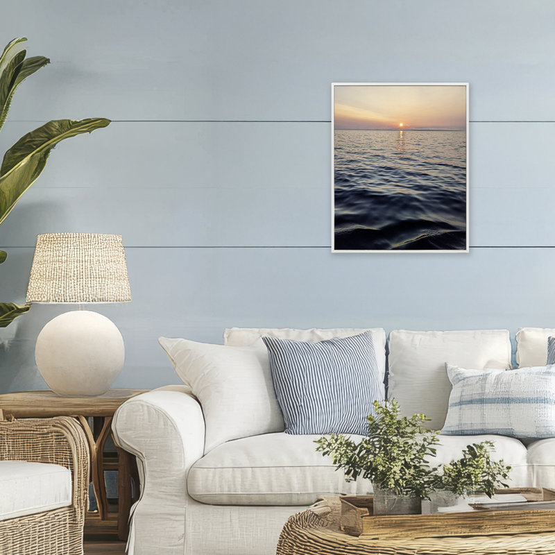 «Sundown Waters Seascape», estampe numérique, design par Kali Wilson, H 20 po x l 16 po