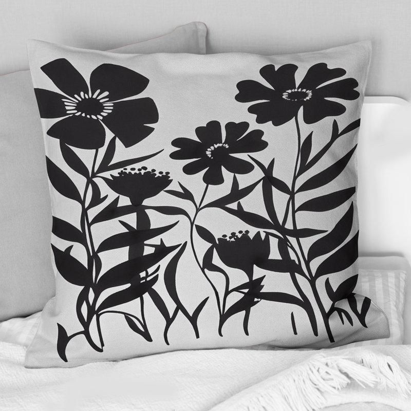 Coussin décoratif à imprimé floral noir et blanc III