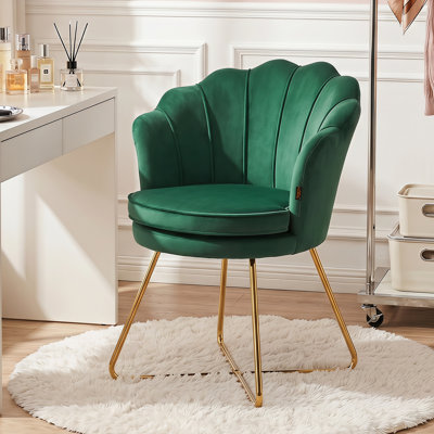 Chaise Papasan rembourrée Focht avec pieds en métal doré
