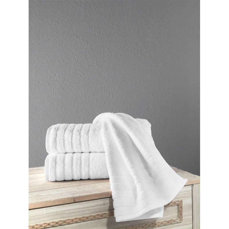 Shantae 56" L x 30" W 3-Piece Cotton Bath Towel Set, White