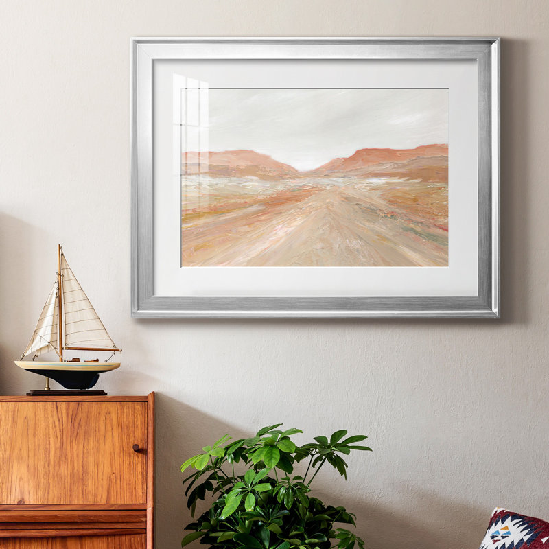 Road to Sedona - Peinture encadrée, H 18,5 po x l 24,5 po x P 1,5 po, Papier avec cadre argenté, Blanc mat