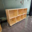 Bibliothèque en bois, bibliothèque à 2 niveaux, 7 compartiments de rangement, bibliothèque ouverte avec pieds pour le bureau personnel, le salon, le bureau