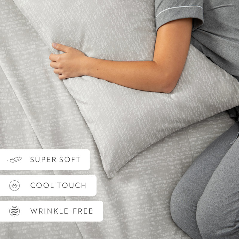 4 Piece Delicate Details Pattern Sheet Set, King Sheet Set with 2 King Pillowcase, Light Gray Geometric