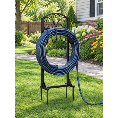 Support de tuyau d'arrosage autoportant en métal robuste et support de rangement pour les cours extérieures et les patios; Peut contenir un tuyau de 151 pi.