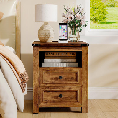 Table de chevet 2 tiroirs Modern Farmhouse avec station de charge et rangement ouvert (ensemble de 2)