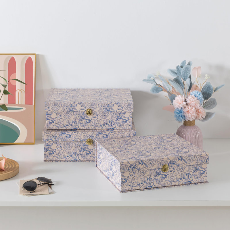 Boîtes de rangement décoratives en carton bleu et blanc avec quincaillerie dorée - ensemble de 3, Volière - Boîtes empilables avec couvercles pour la décoration et l'organisation, design élégant