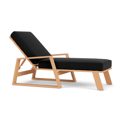 Pursuit Outdoor Chaise Lounge