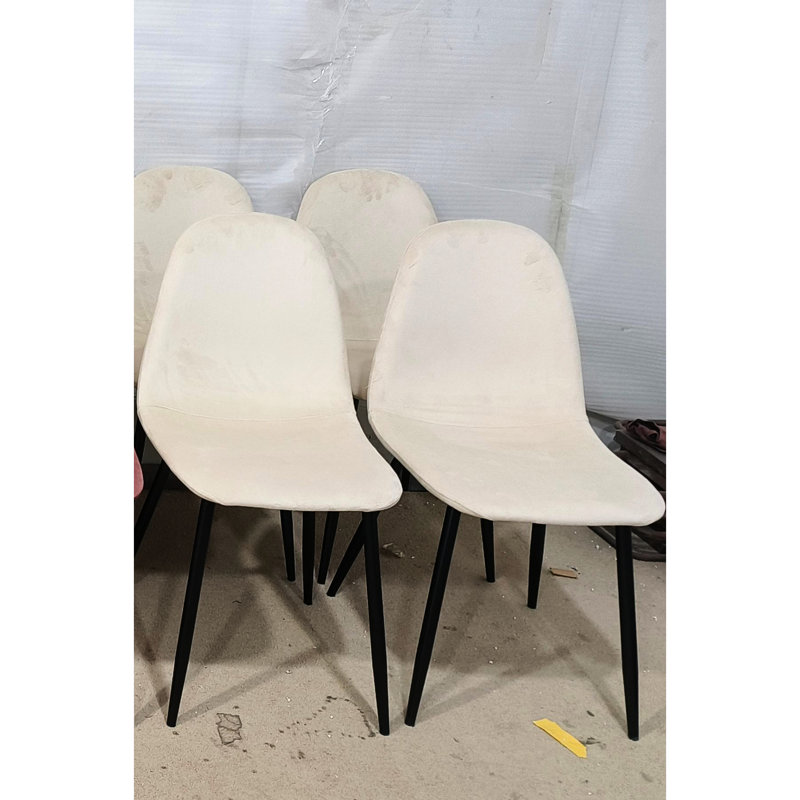 Ensemble de 4 chaises de salle à manger modernes en velours beige avec pieds en métal courbés et noirs pour la cuisine (4)