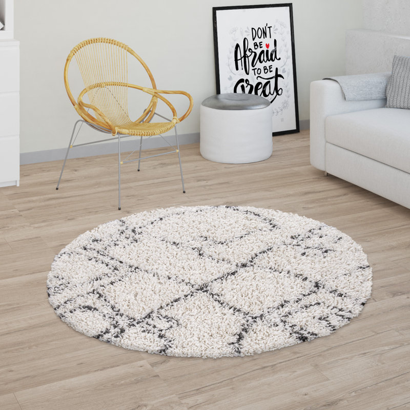 Granjeno 100% Polypropylene Cream/Black Outdoor Rug, Round 200cm