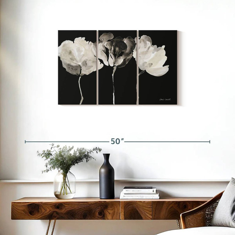 Avery Trio In Light On Black, 20" H x 33" W