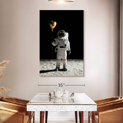 Astronaut With Gold Heart Balloon