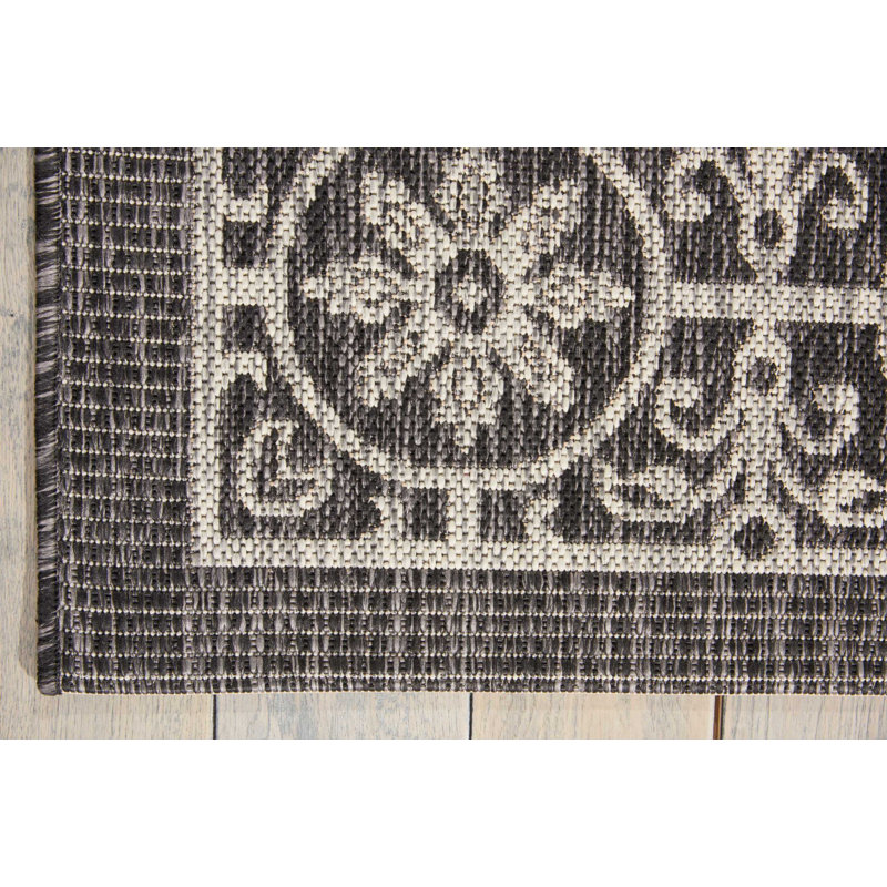 Girst Southwestern Indoor / Outdoor Rug, Rectangle 3'6" x 5'6"