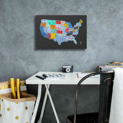 «Massive Usa Licence Plate Map» par Design Turnpike