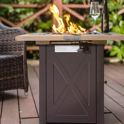 Table de foyer d'extérieur au gaz 28 pouces, 48000. Patio carré au propane avec certification. Couvercle en grain de bois Bionic. Pour cour, jardin, fête, terrasse, cour. Acier brun. 28,37 po Profondeur / largeur, 24,5