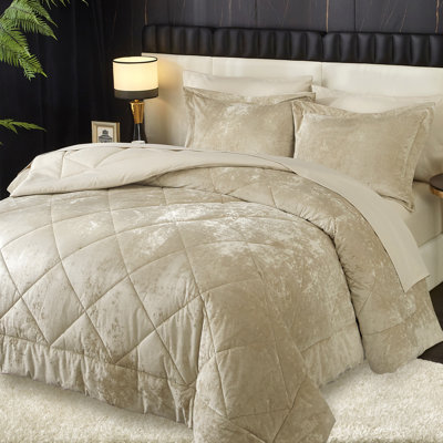 Comforter Set 7 Pieces Bed in a Bag Crushed Velvet Comforter Set Flannel Queen Beige Comforter Ultra Soft Breathable Luxury Soft Warm Winter Bedding Set with Sheets, Pillowcases & Shams